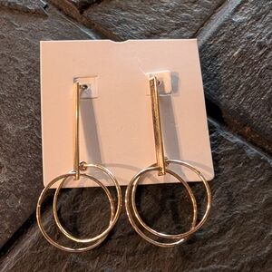 Elegant Gold Hoop Earrings